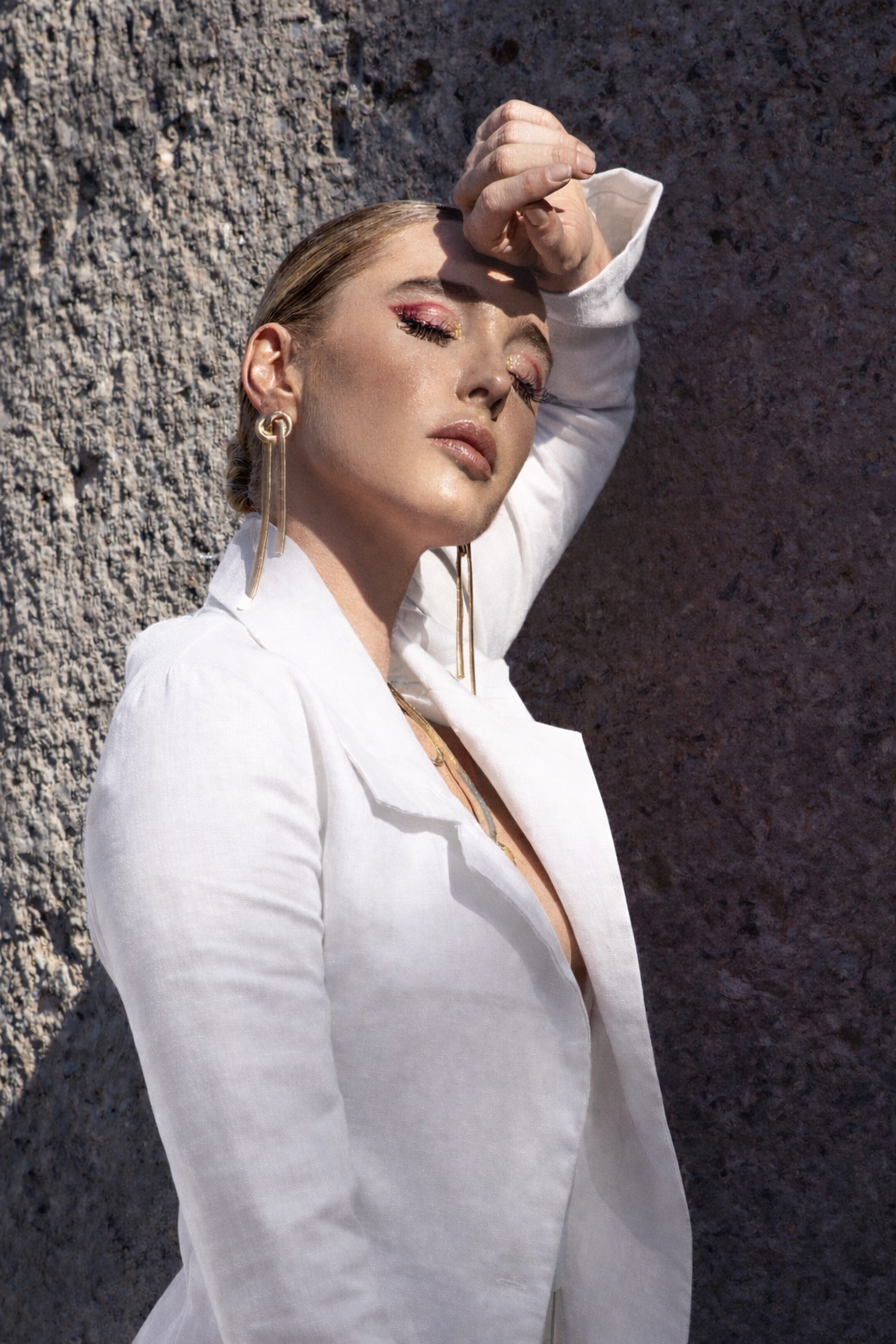 Tailored Linen Blazer - White